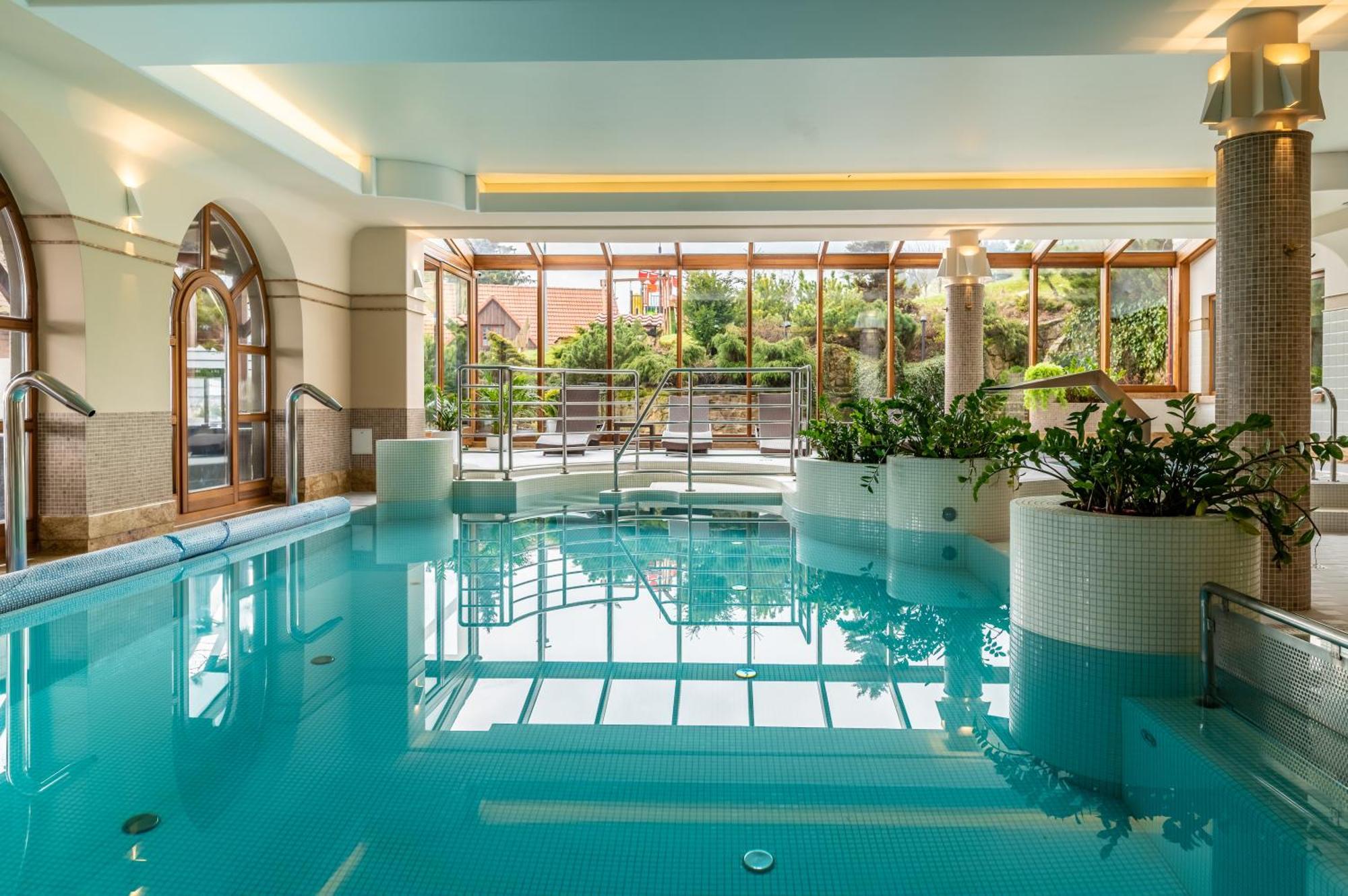 Vital&Spa Resort Szarotka Зеленець Екстер'єр фото